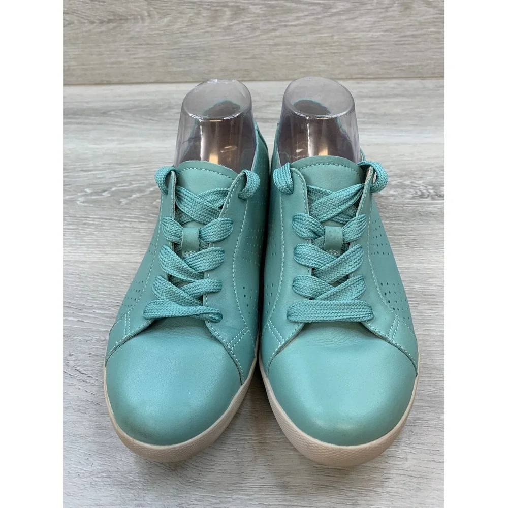 Dansko Women's Honor Teal Blue Perforated Leather Lace Up Sneakers Comfort Shoes